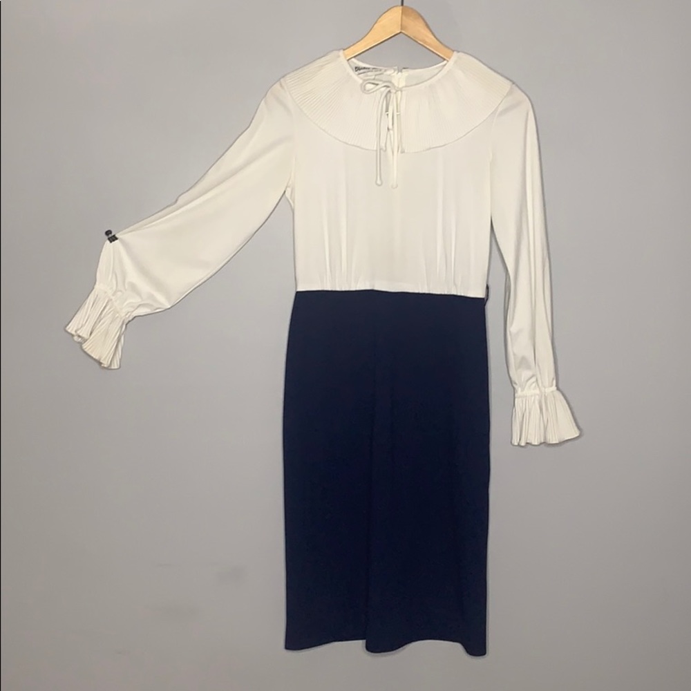 Vintage Navy & White Ruffle Dress Stretch S/M - Picture 2 of 10